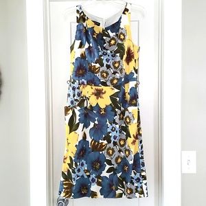 Jones New York sz 12 Sheath Dress with Pockets. EXCELLENT condition. Super cute.